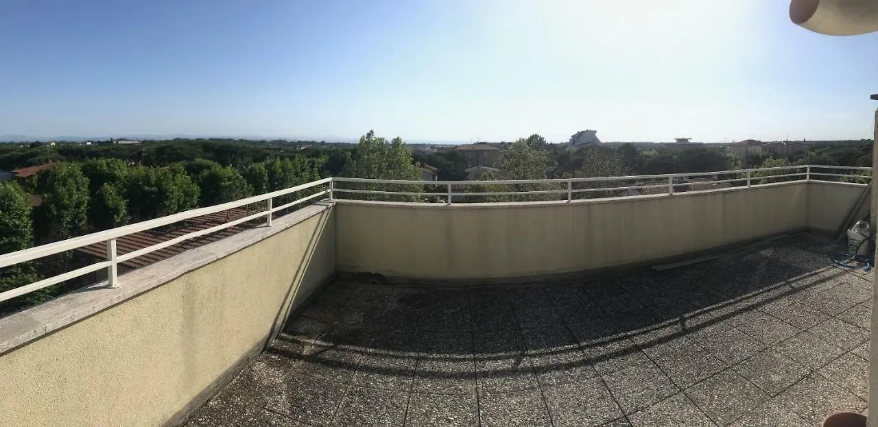 Attico Belvedere Lido di Classe 0*,